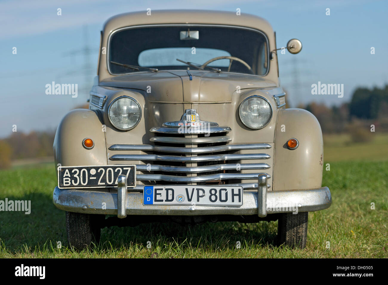 Oldtimer Opel Olympia, Baujahr ca. 1950, PublicGround Stockfoto