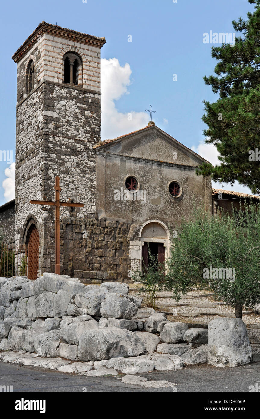 Kirche San Pietro, 13. Jahrhundert, Segni, Lazio, Italien, Europa Stockfoto