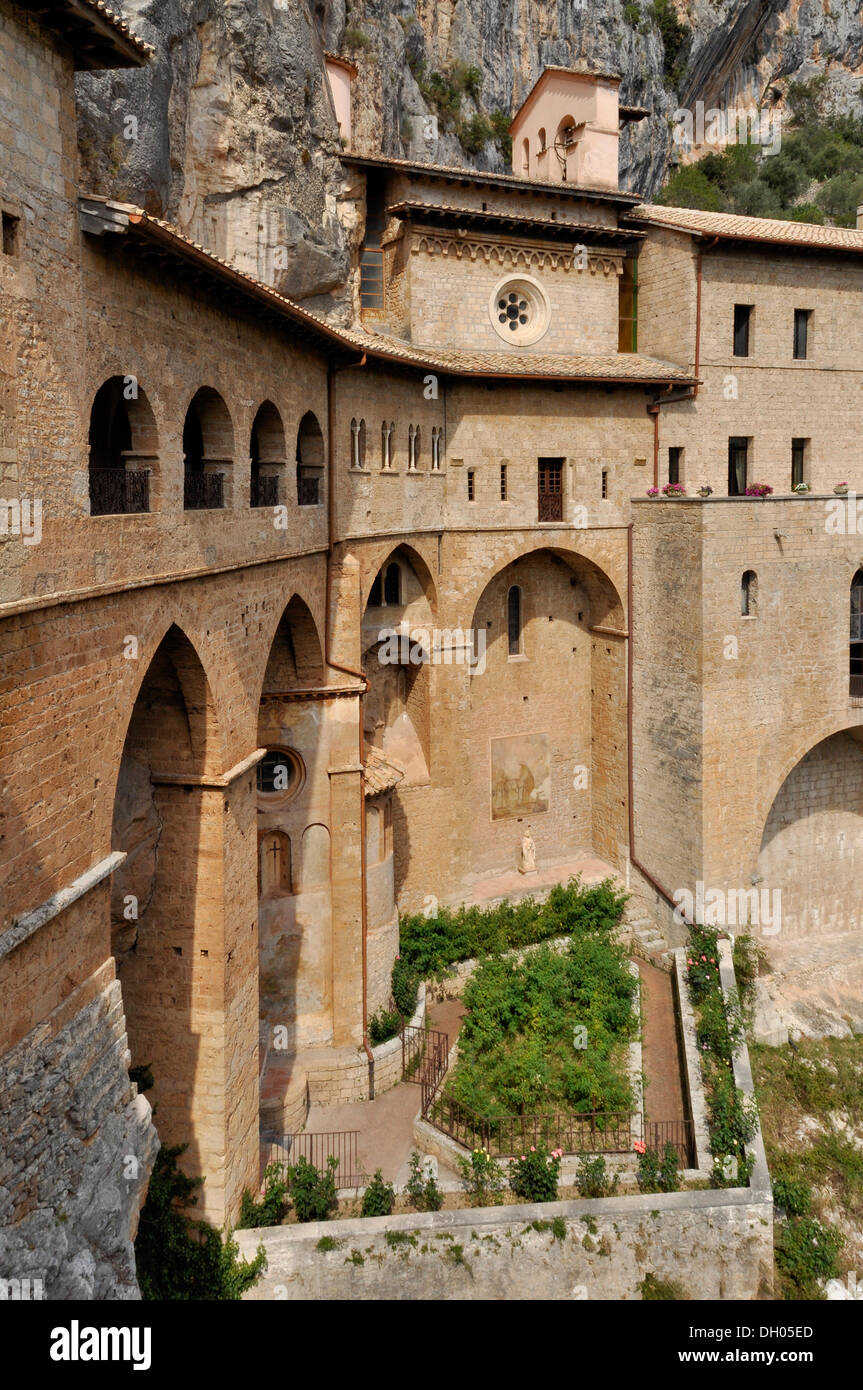 Kloster des Hl. Benedikt oder Sacro Speco, in der Nähe von Subiaco, Latium, Italien Stockfoto