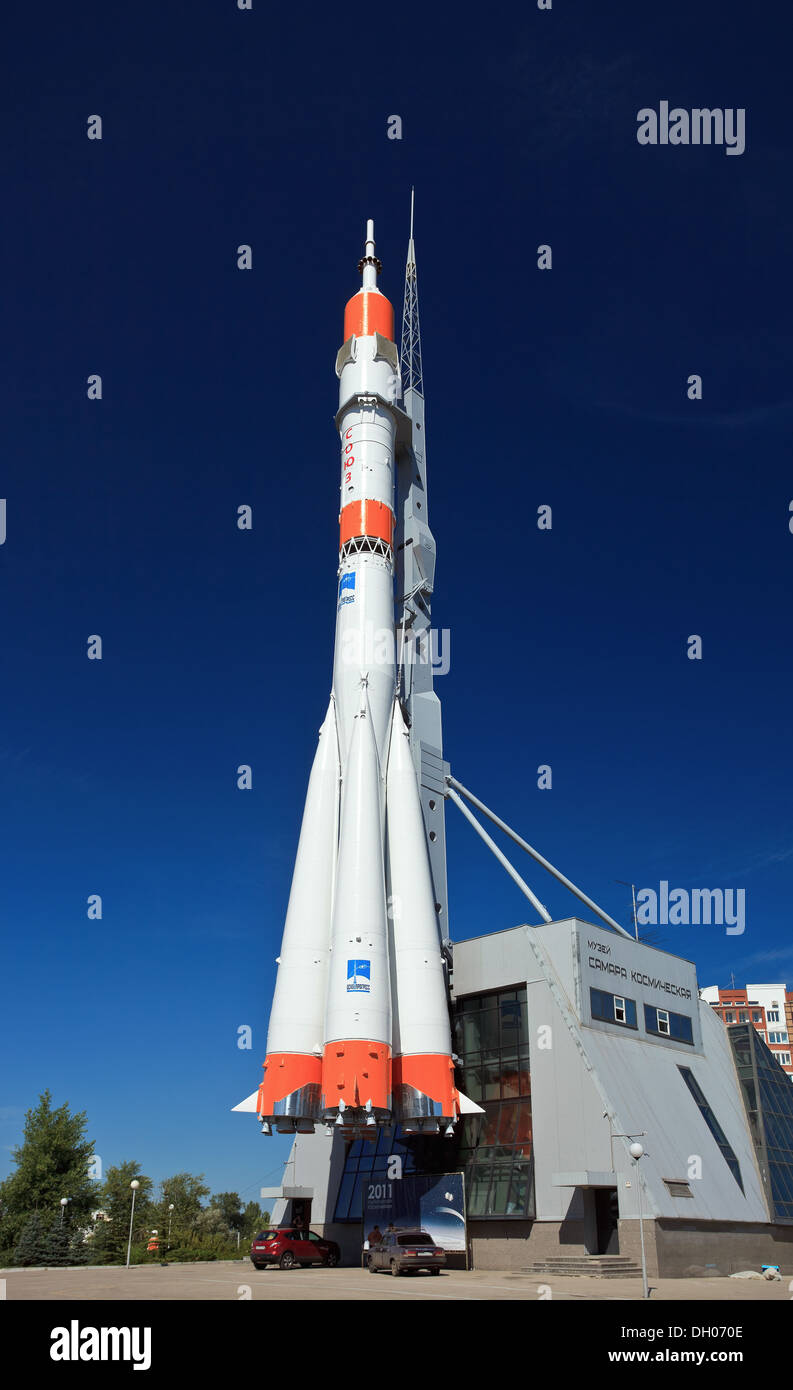 Echte Sojus-Raumschiff als Denkmal Stockfoto