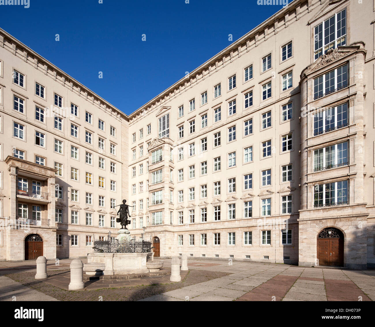 Ringbebauung Gebäude, sozialistischen Klassizismus, Leipzig, PublicGround Stockfoto