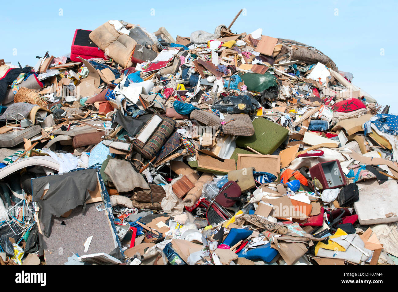 Deponie Mullhaufen In Erfurt Thuringen Stockfotografie Alamy