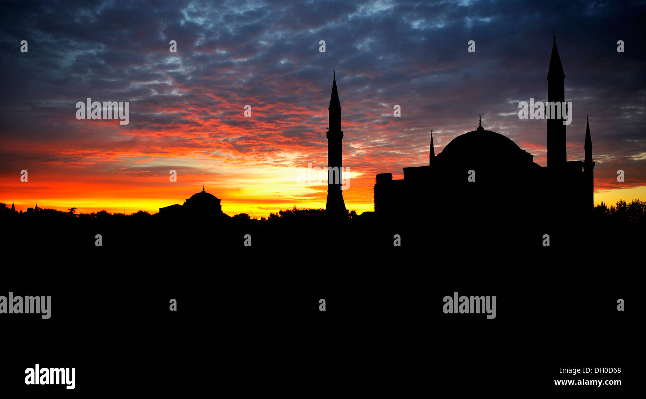 Sunrise, St. Irene und Aya Sofya, Istanbul, Türkei-130910 30934 Stockfoto