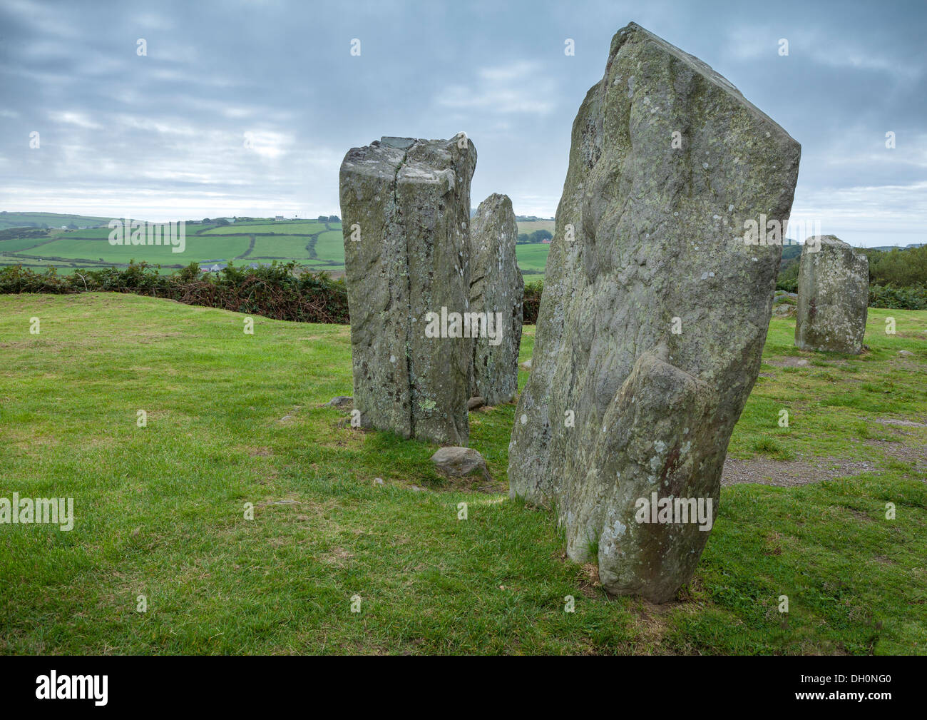 County Cork, Irland: Menhire der Datierung von 1100-800 v. Chr. in der Nähe von Glandore Drombeg Steinkreis Stockfoto