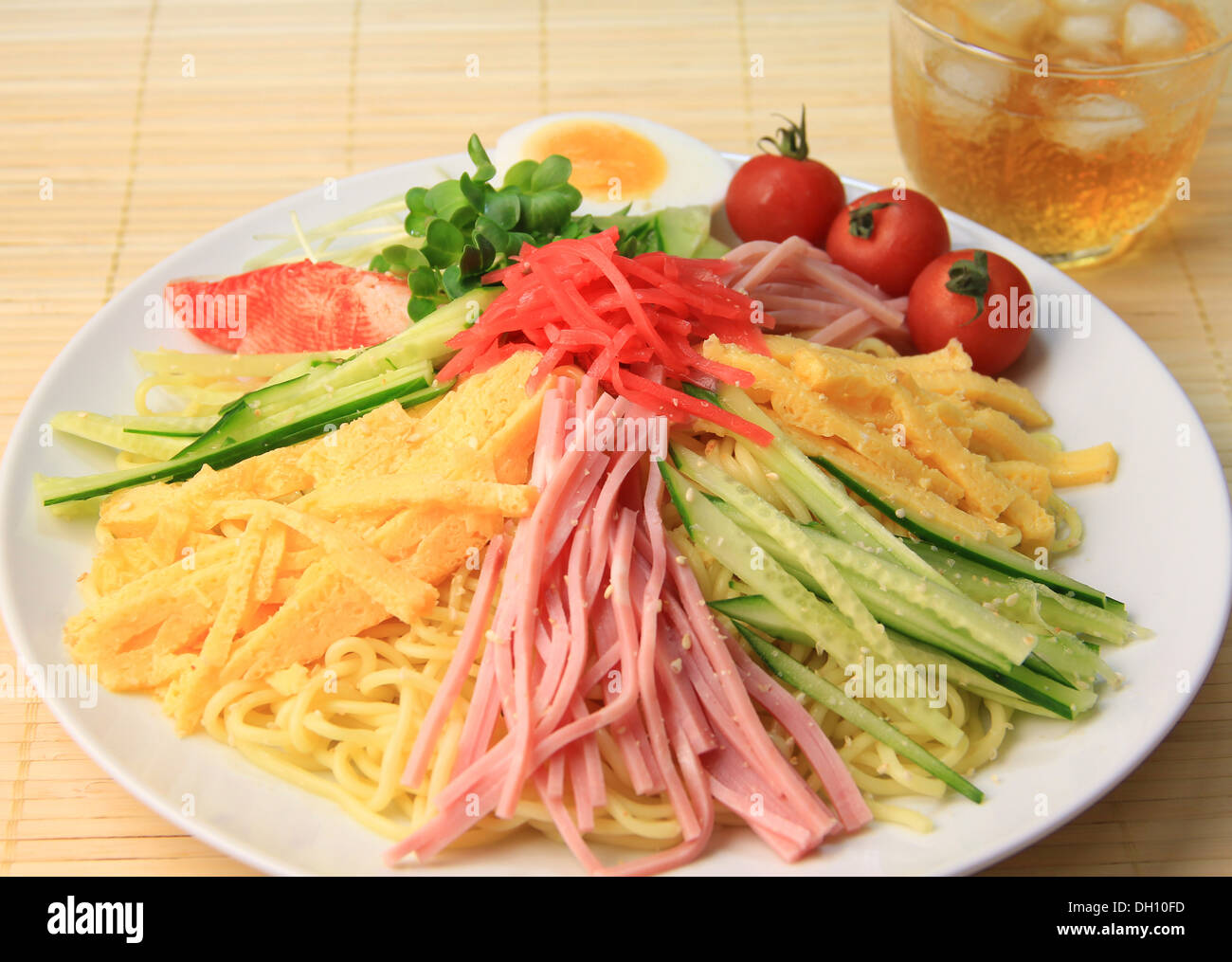 Kalte chinesische Nudeln Stockfoto