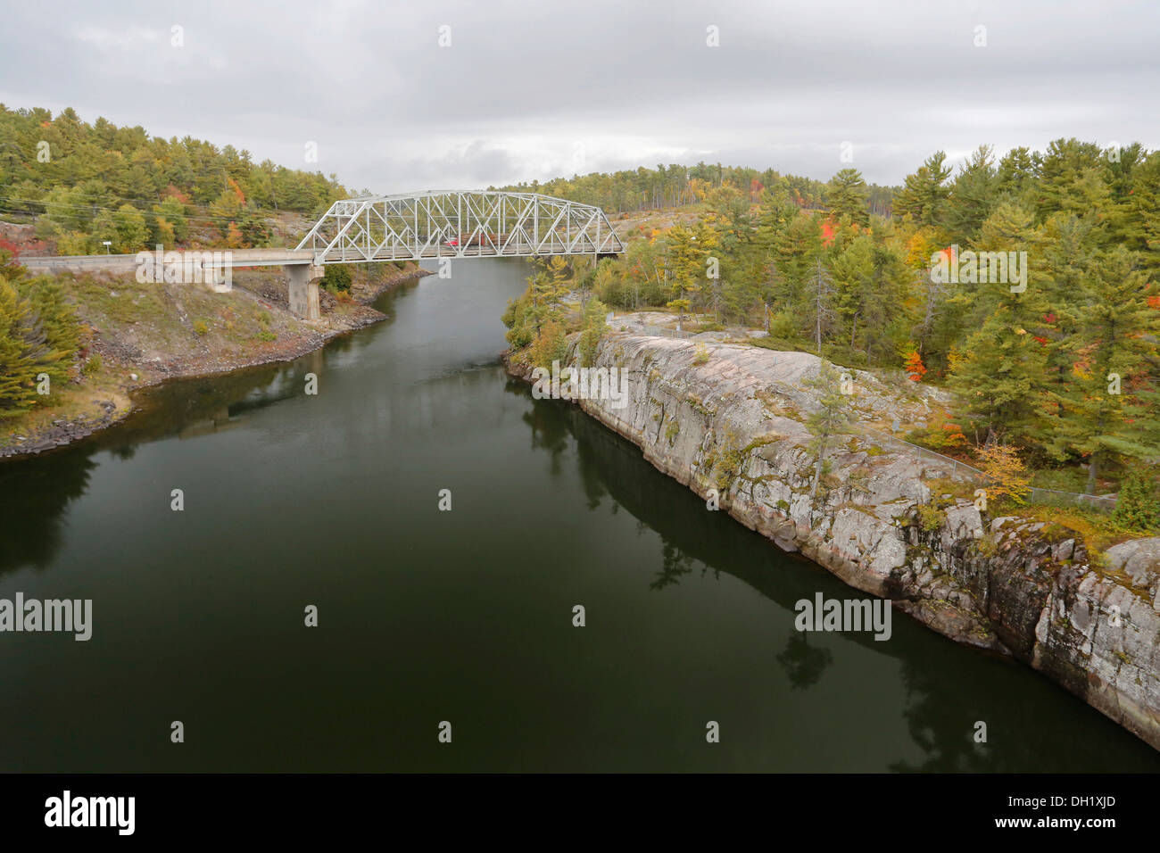 Brücke über den französischen River, Ontario, Kanada Stockfoto