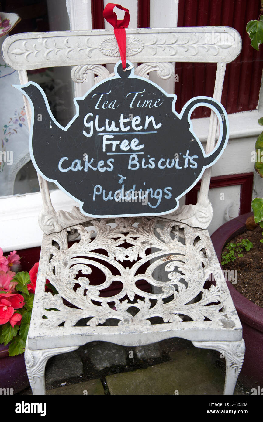 Glutenfreie Kuchen Kekse Puddings Tee Shop anmelden Stockfoto