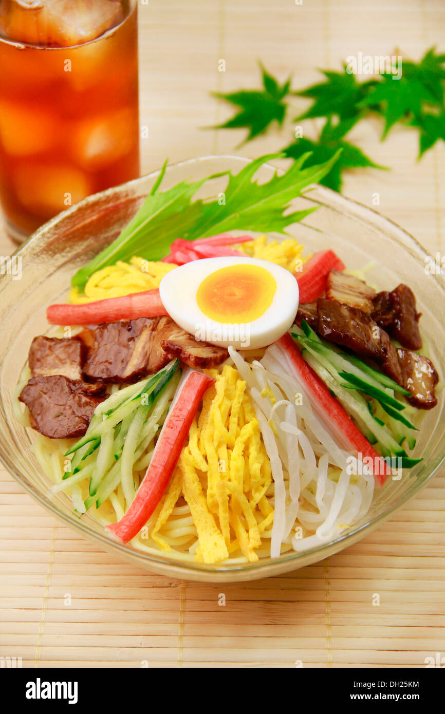 Kalte chinesische Nudeln Stockfoto