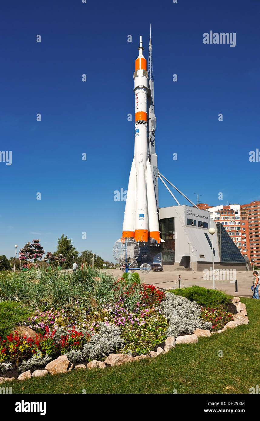 Echte Sojus-Raumschiff als Denkmal Stockfoto