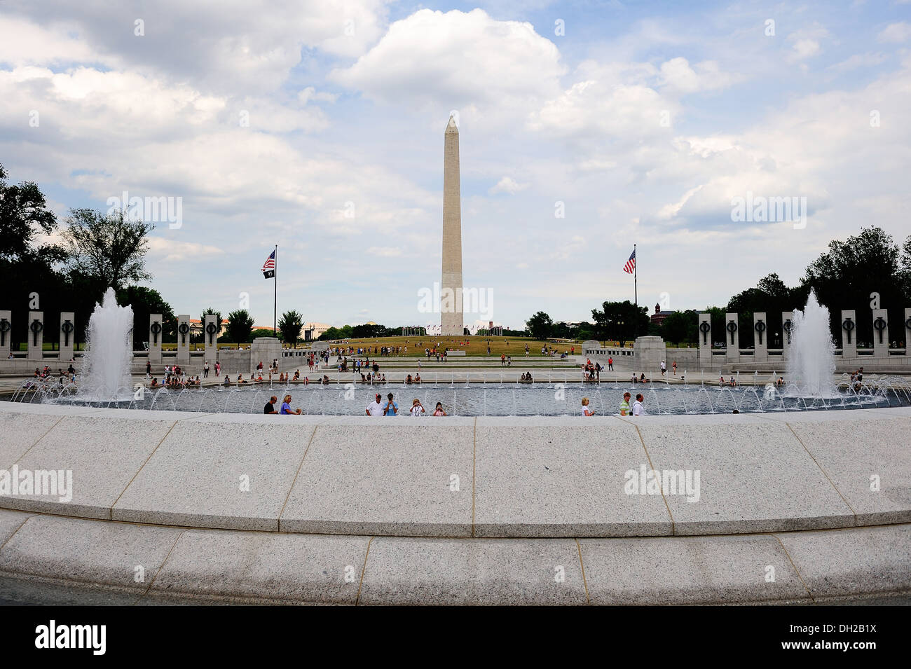 Das Washington Monument und dem 2. Weltkrieg Memorial in Washington D.C. Stockfoto