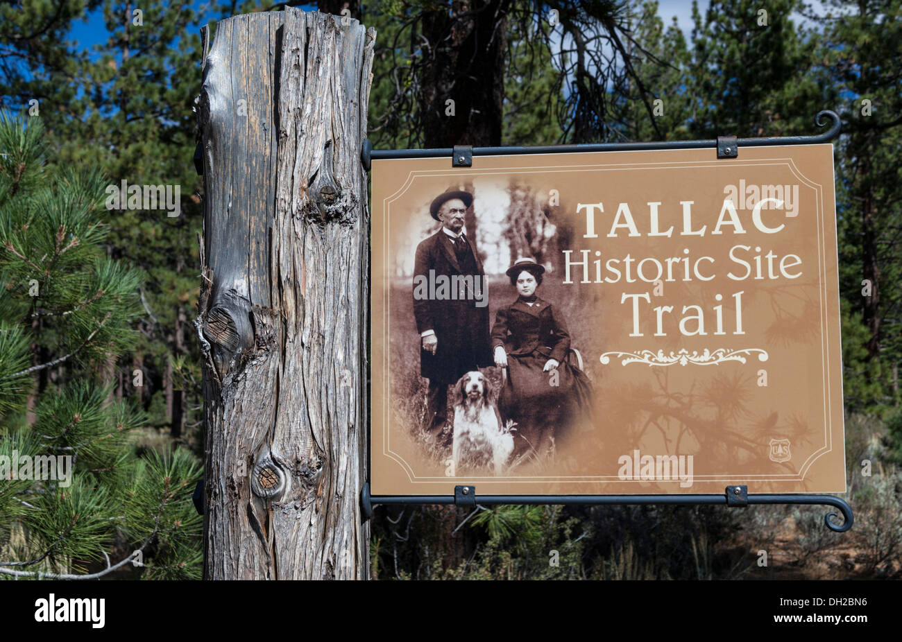 Trail Lake Tahoe zeigenden Weg Tallac Historic Site anmelden Stockfoto