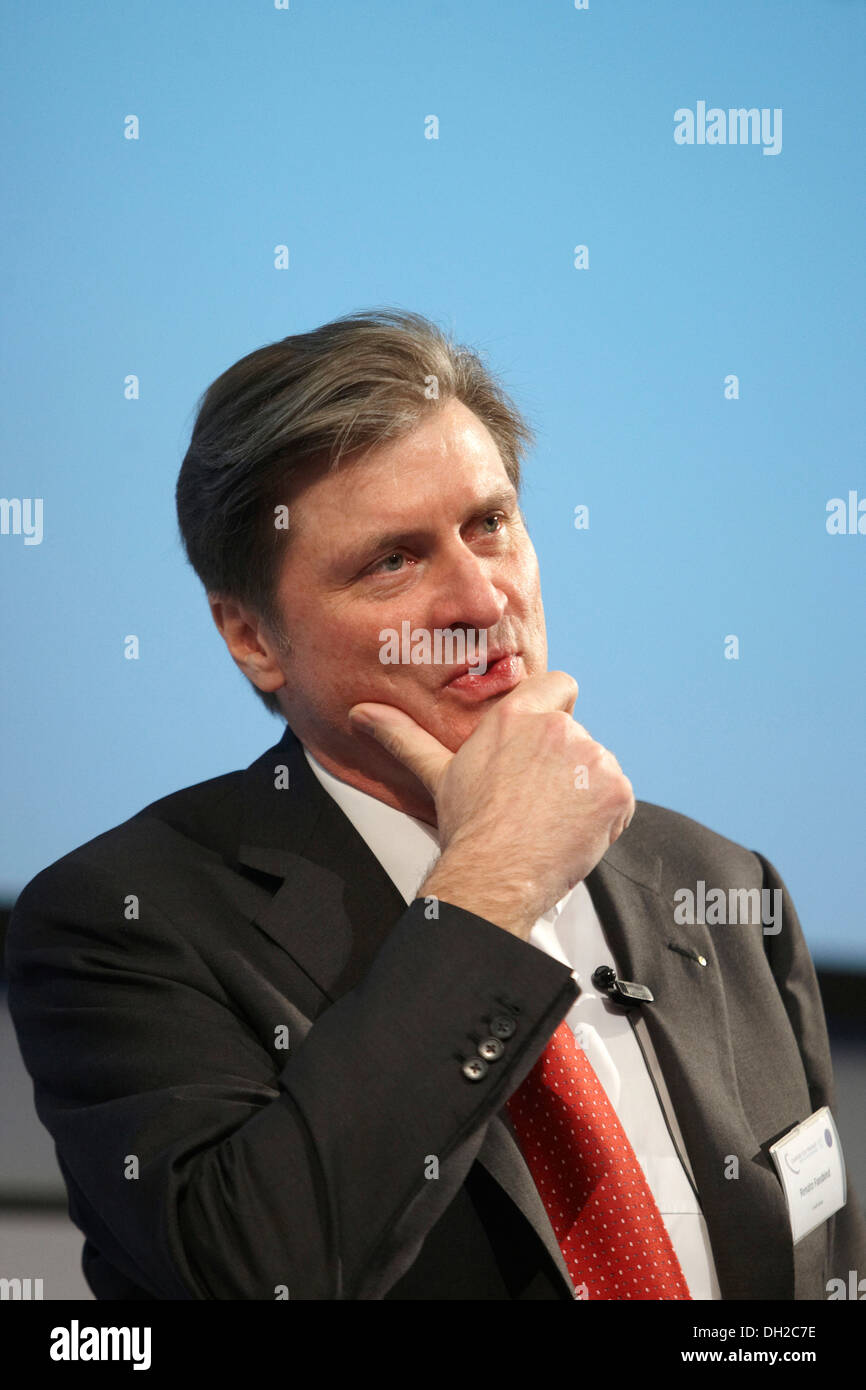 Renato Fassbind, CFO der Credit Suisse, eine Rede auf der Konferenz organisiert von Studenten "Campus for Finance" an der Stockfoto