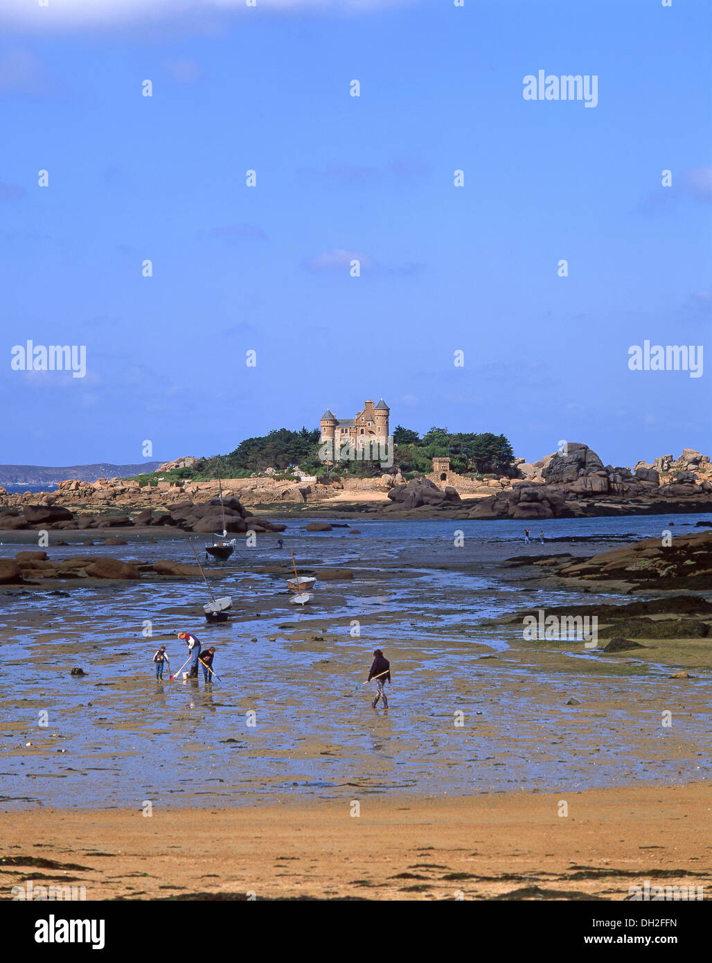 Le Chateau de Costaeres, der Côte de Granit Rose, Côtes d ' Armor Departement, Bretagne, Frankreich Stockfoto