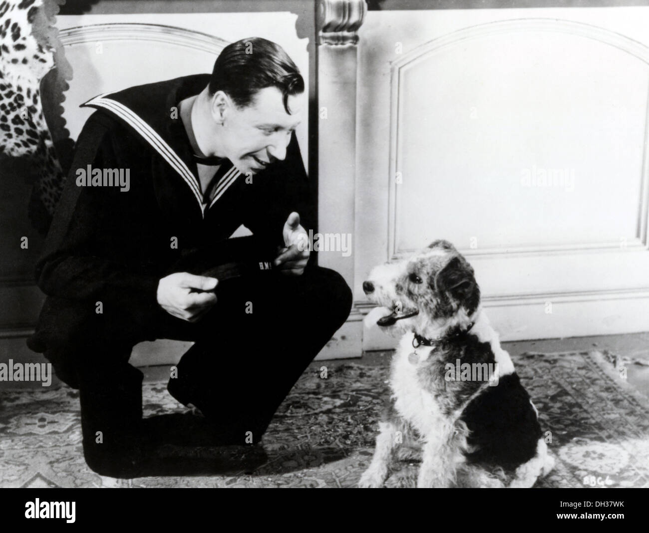 BELL BOTTOM GEORGE 1944) GEORGE FORMBY, ANNE FIRTH, MARCEL VARNEL DIR) BBG 002 MOVIESTORE SAMMLUNG LTD Stockfoto