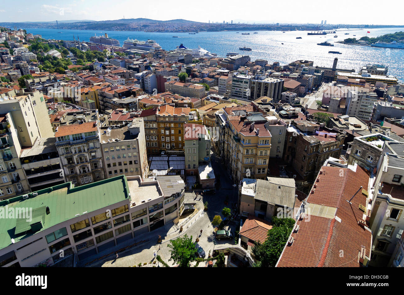Blick vom Galata-Turm auf die Stadt, Istanbul, Türkei, Naher Osten Stockfoto