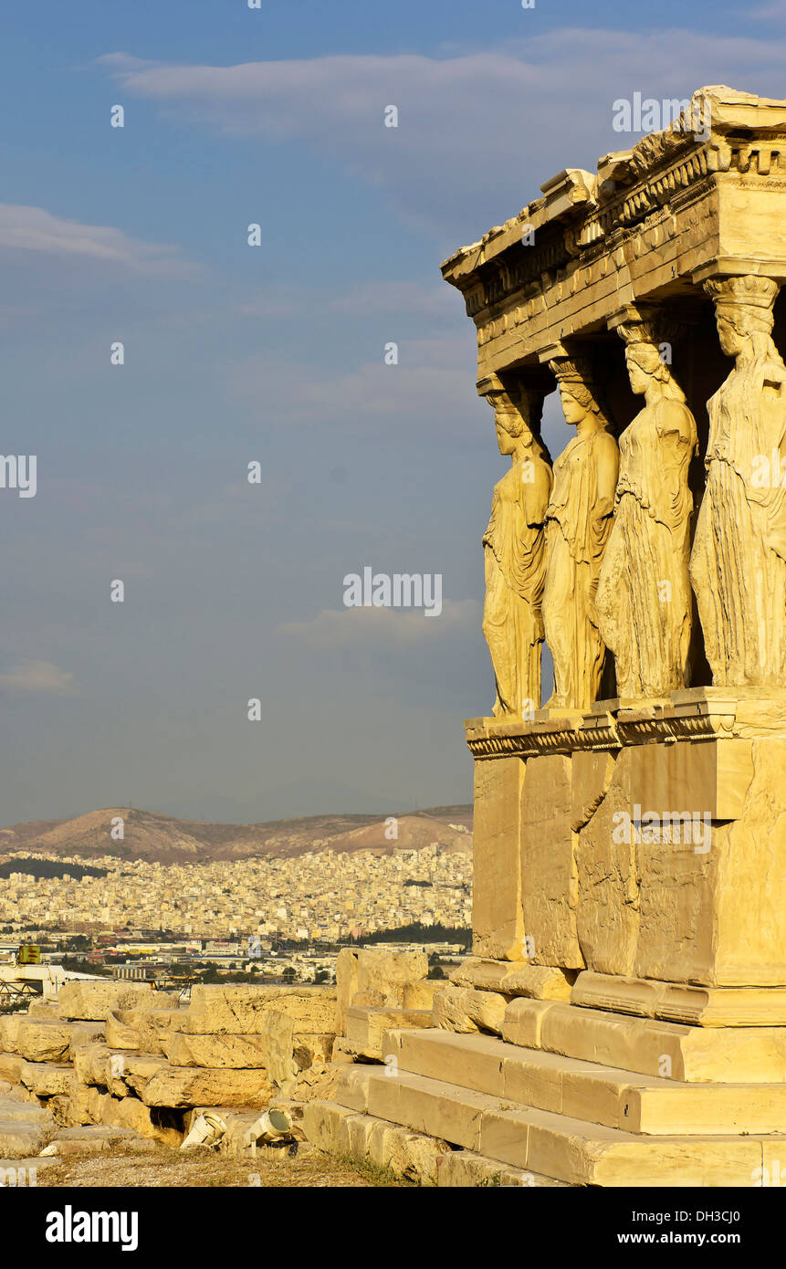 Südlichen Portikus des Erechtheion-Tempels mit der Karyatiden, Akropolis, Athen, Griechenland, Europa Stockfoto