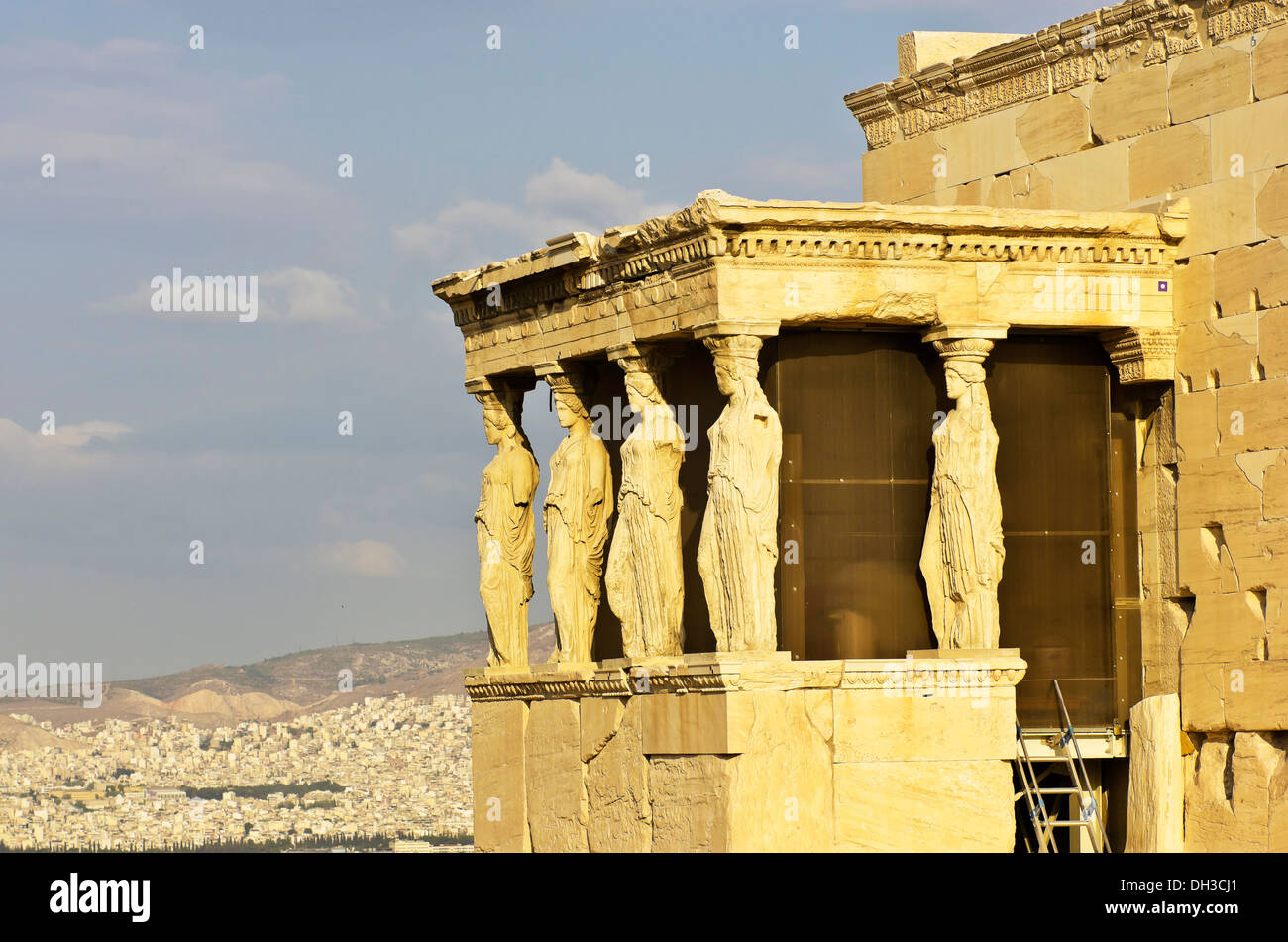 Südlichen Portikus des Erechtheion-Tempels mit der Karyatiden, Akropolis, Athen, Griechenland, Europa Stockfoto
