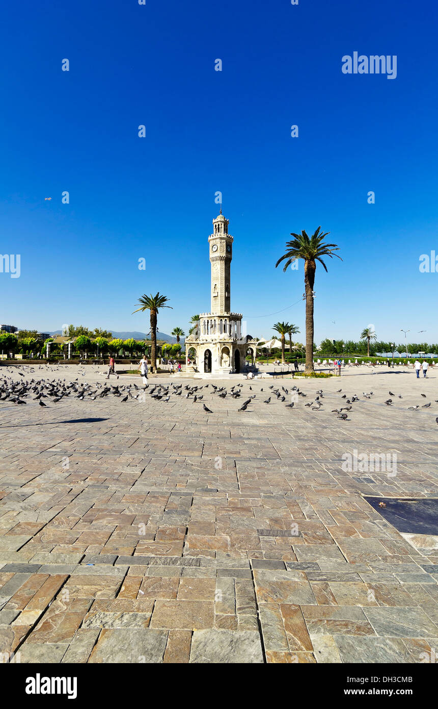 Saat Kulesi, Uhrenturm am Konak Square in Izmir, Türkei, Asien, Stockfoto