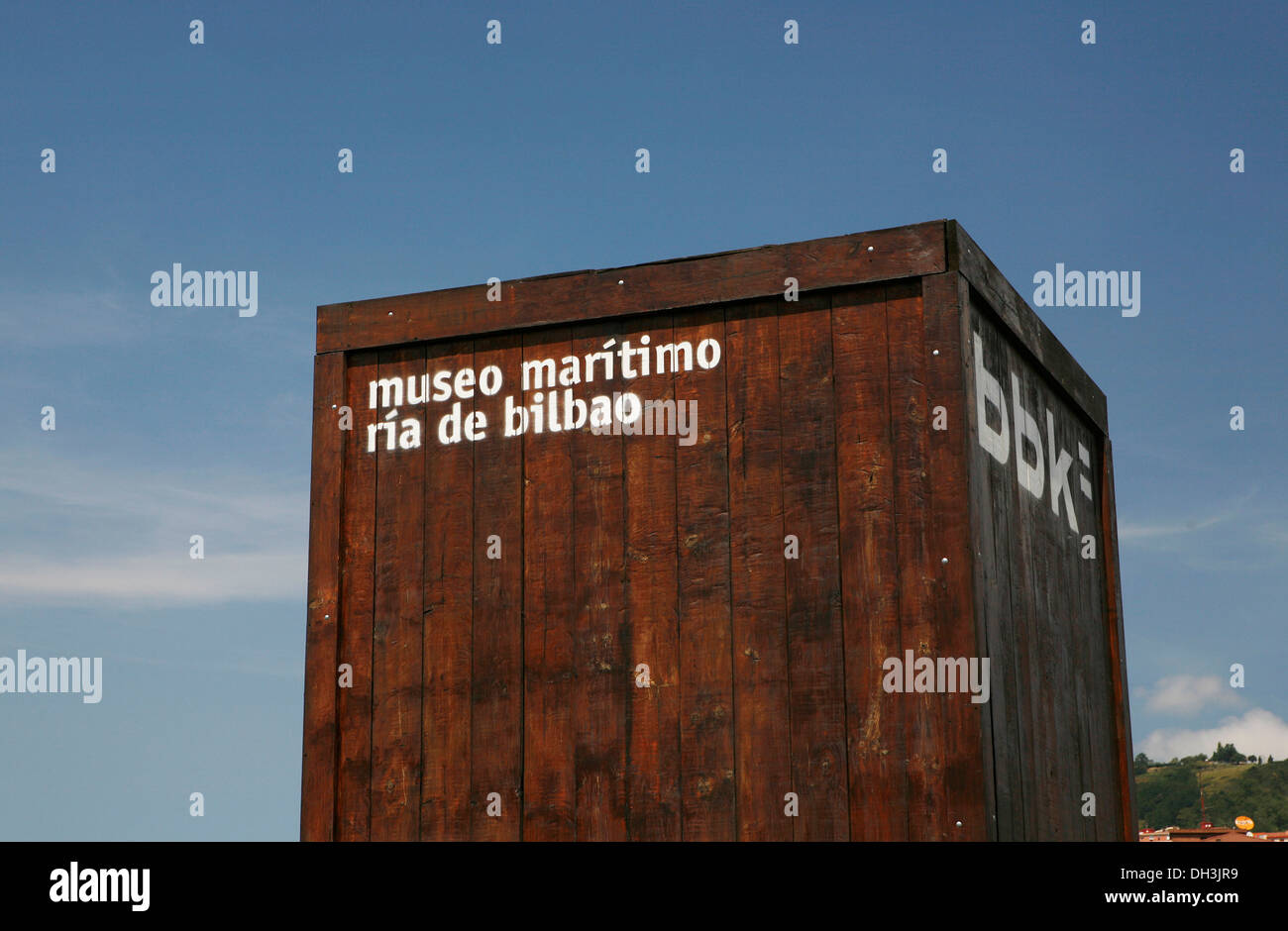 Container als Beschilderung, Maritime Museum, Bilbao, Baskenland, Nordspanien, Spanien, Europa Stockfoto