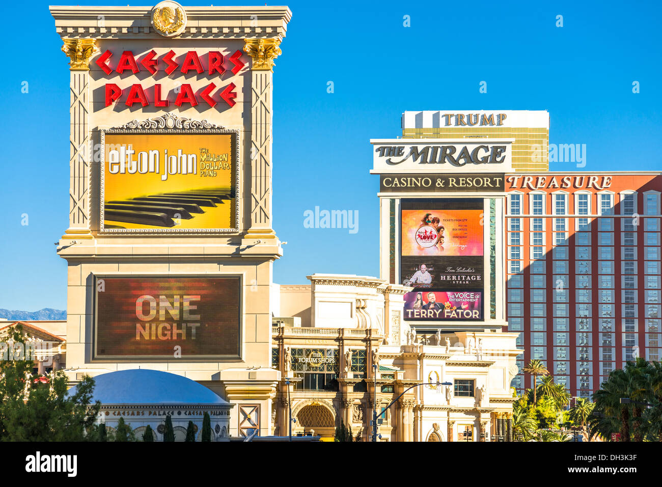 Das Mirage, Caesars Palace und anderen Resorts auf dem Strip. 27. September 2013 in Las Vegas, USA Stockfoto