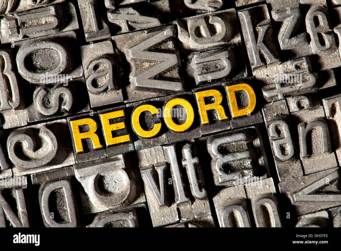Alten führen Buchstaben bilden das Wort RECORD Stockfoto
