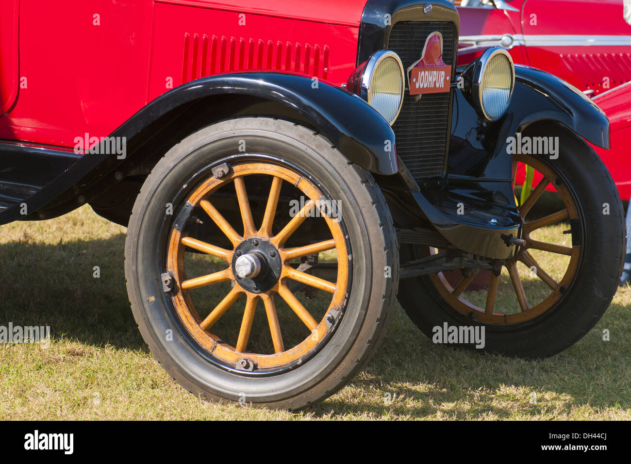 Antikes Auto Ford Model T Vorderrad Stockfoto