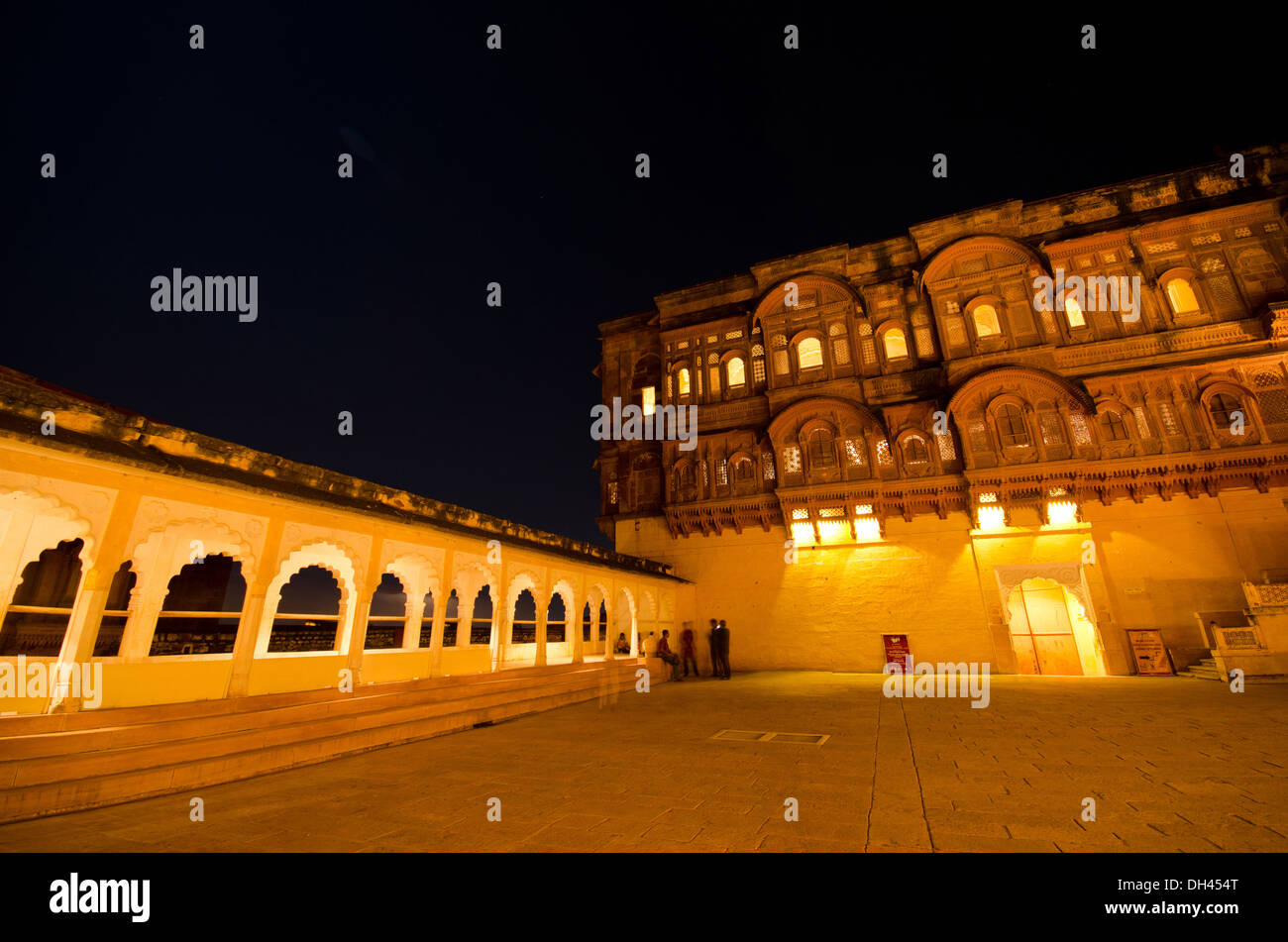 Mehrangarh Fort Palast innen bei Nacht Jodhpur Rajasthan Indien Stockfoto