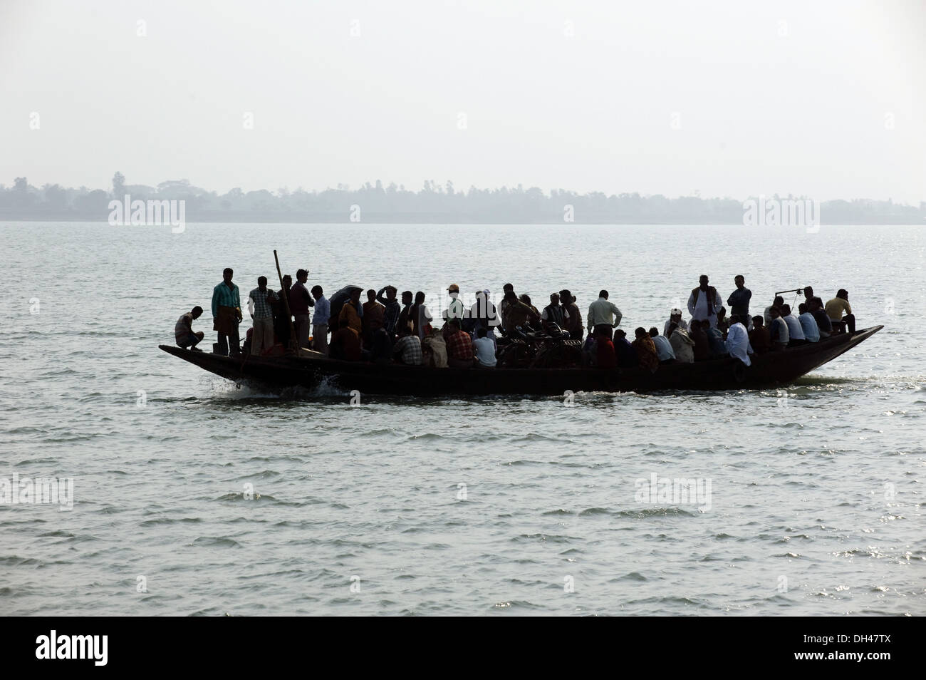 Boot ist der Hauptmodus des Verkehrs in den Sundarban Delta Region Kalkutta Kolkata West Bengal Indien Stockfoto