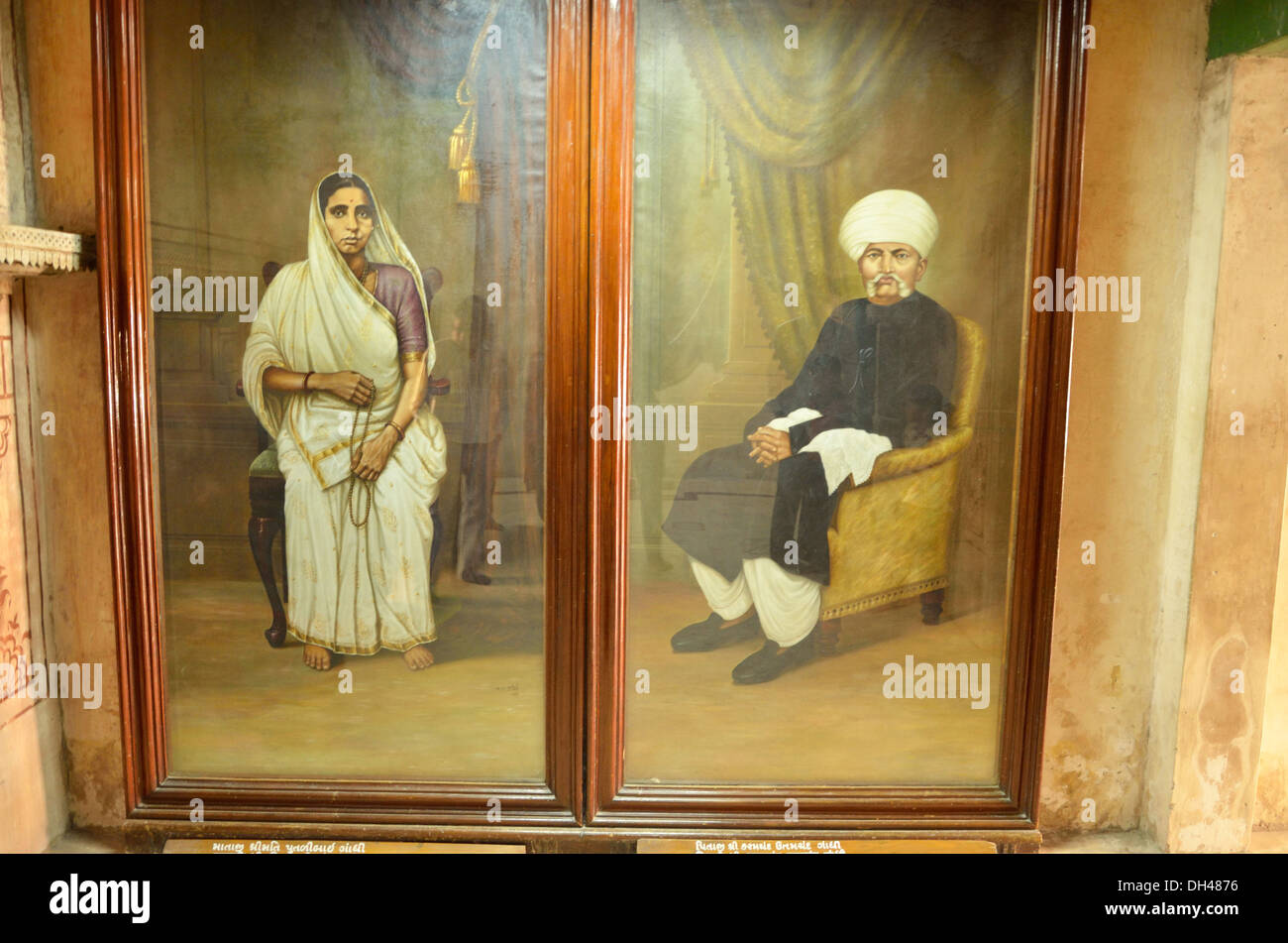 Putali Bai und Karam Chand Gandhi Vater und Mutter von Mahatma Gandhi Porbandar Gujarat Indien Asien Stockfoto