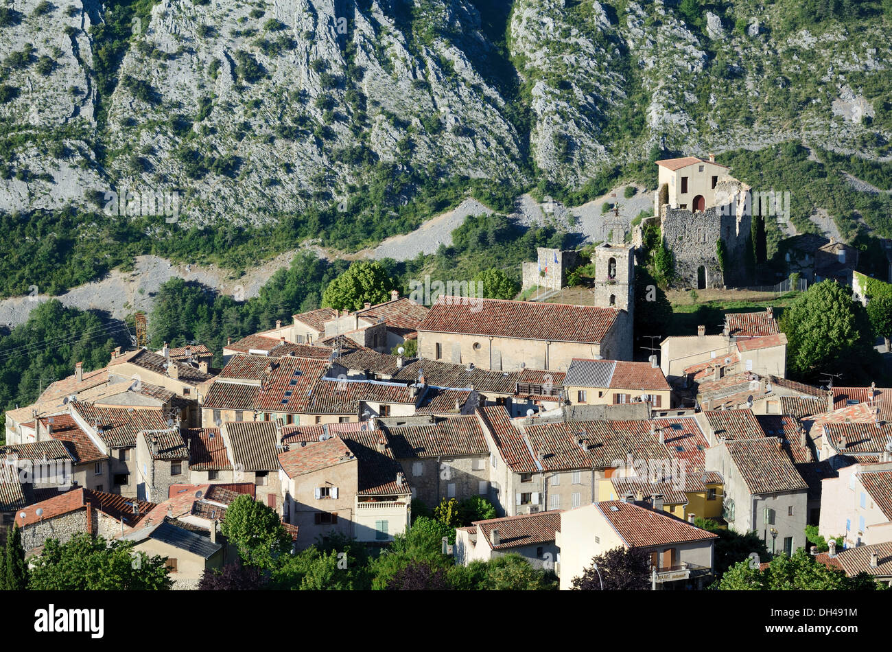 Blick über das Dorf Gréolières Alpes-Maritimes Provence Frankreich Stockfoto