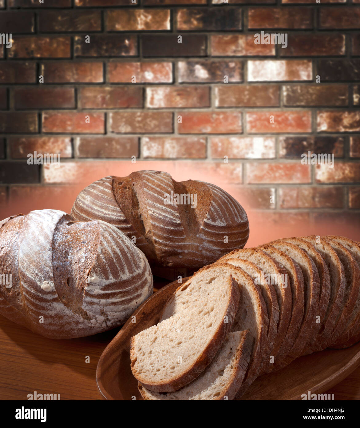 Brot - Runde Roggen-Sauerteig-Brot Stockfoto