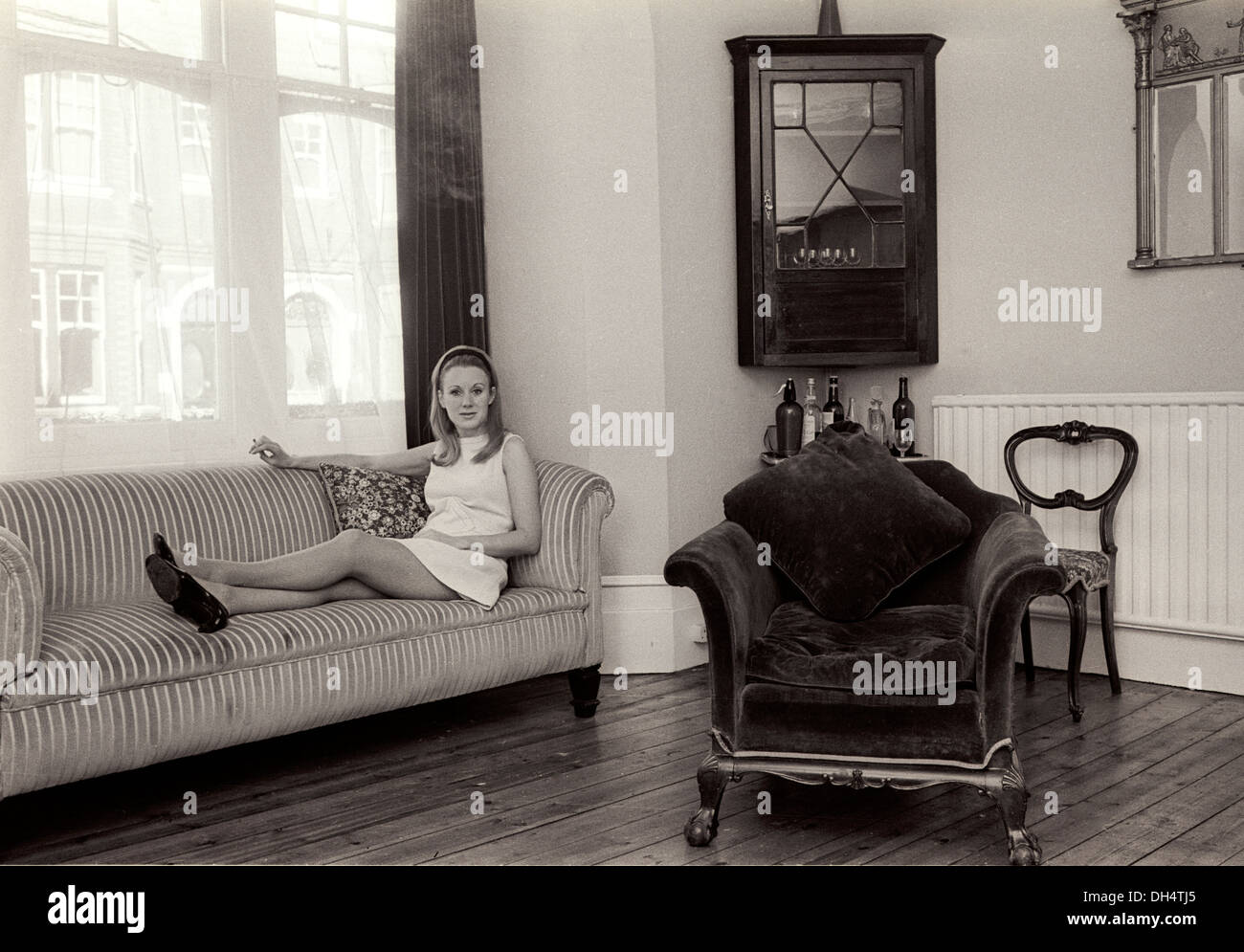 Britische Schauspielerin Jennifer Daniel zu Hause im Norden von London Stockfoto