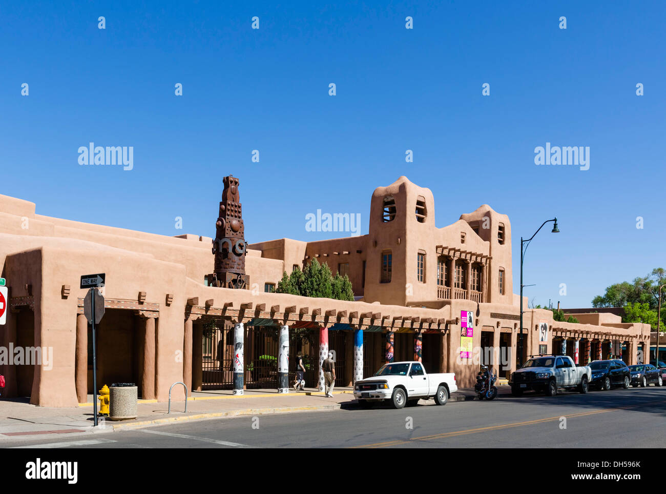 Santa Fe Native Museum für zeitgenössische Kunst, Kathedrale Platz, Santa Fe, New Mexico, USA Stockfoto