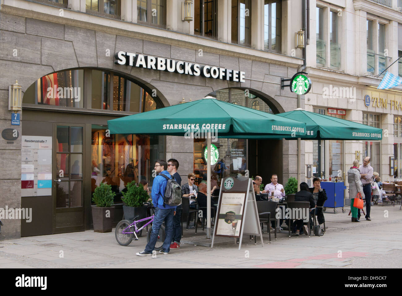 bilder von starbucks münchen