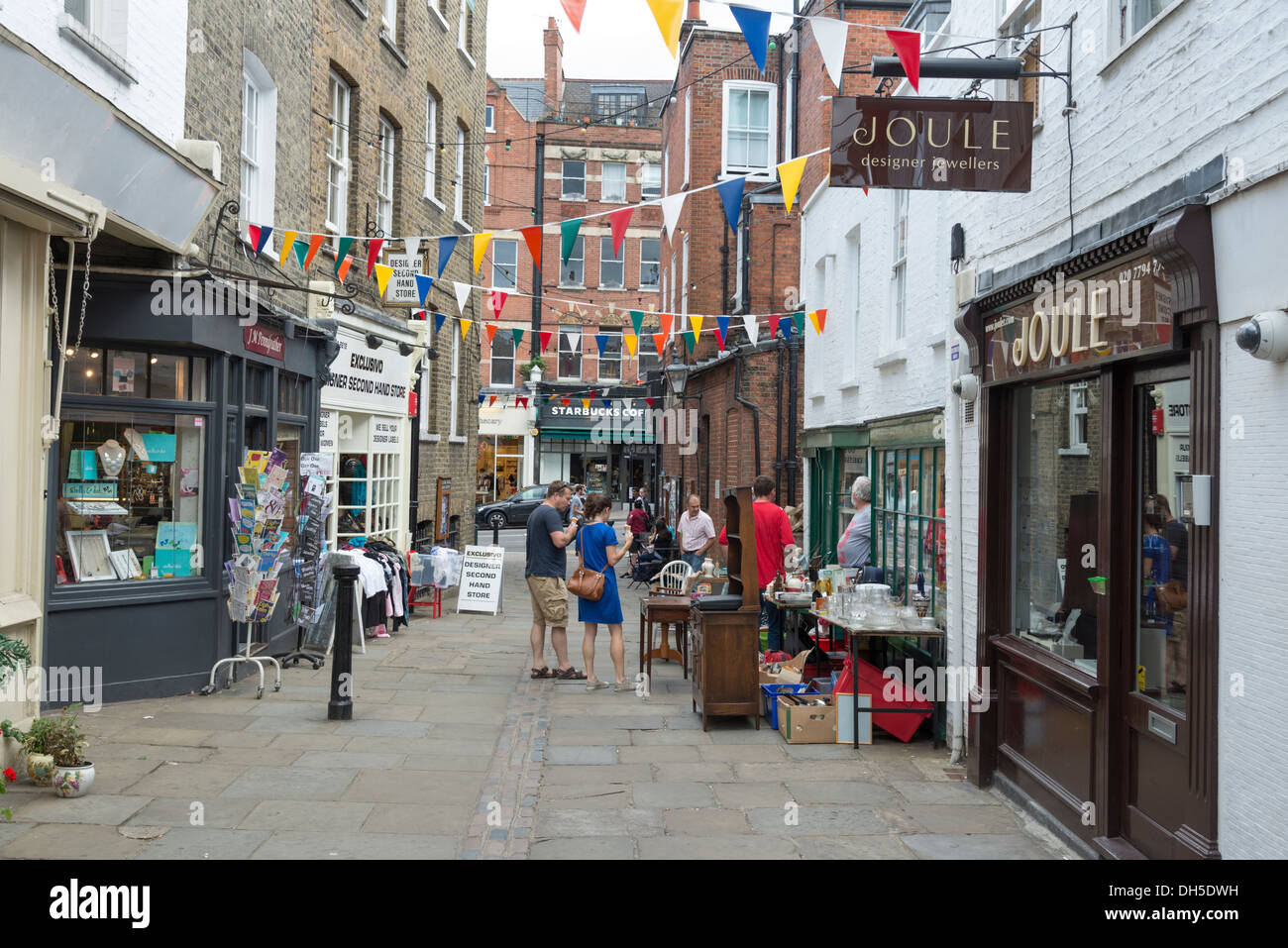 Kleine Geschäfte und Boutiquen an der Flasche gehen, Hampstead, London, England, UK Stockfoto