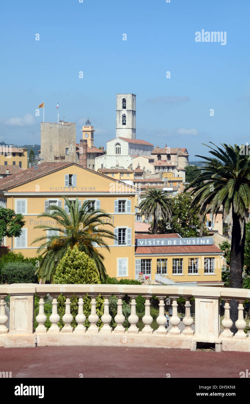 Fragonard-Parfümerie & Blick über Altstadt Grasse Alpes-Maritimes Frankreich Stockfoto