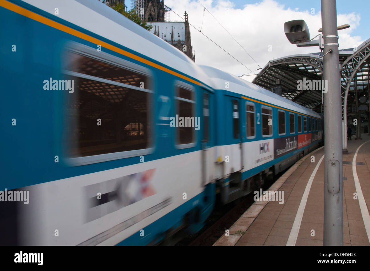 Elegantes Hamburg Nach Koln Zug Bilder