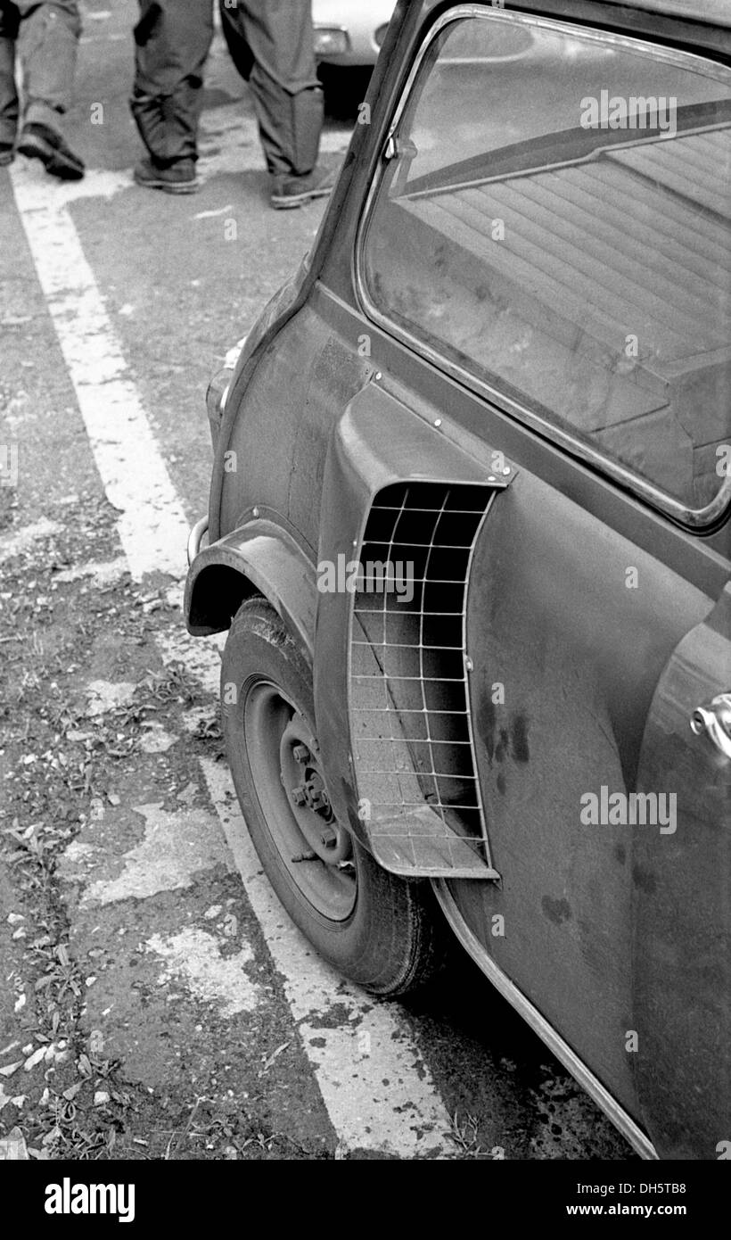 John Whitmore-Paul Freres Austin Mini Cooper. TwiniAir Aufnahme zu cool selten Motor kühler in twinny-Mini, Targa Florio, 1963. Stockfoto