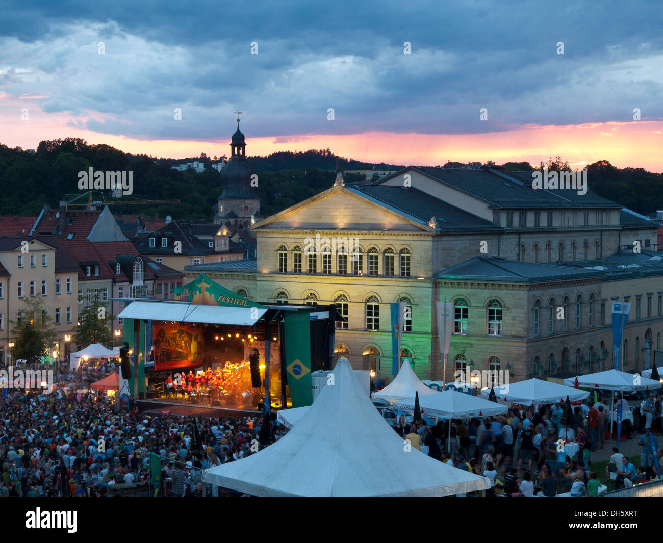  Coburg samba -Fotos und -Bildmaterial in hoher Auflösung – Alamy Motiv 