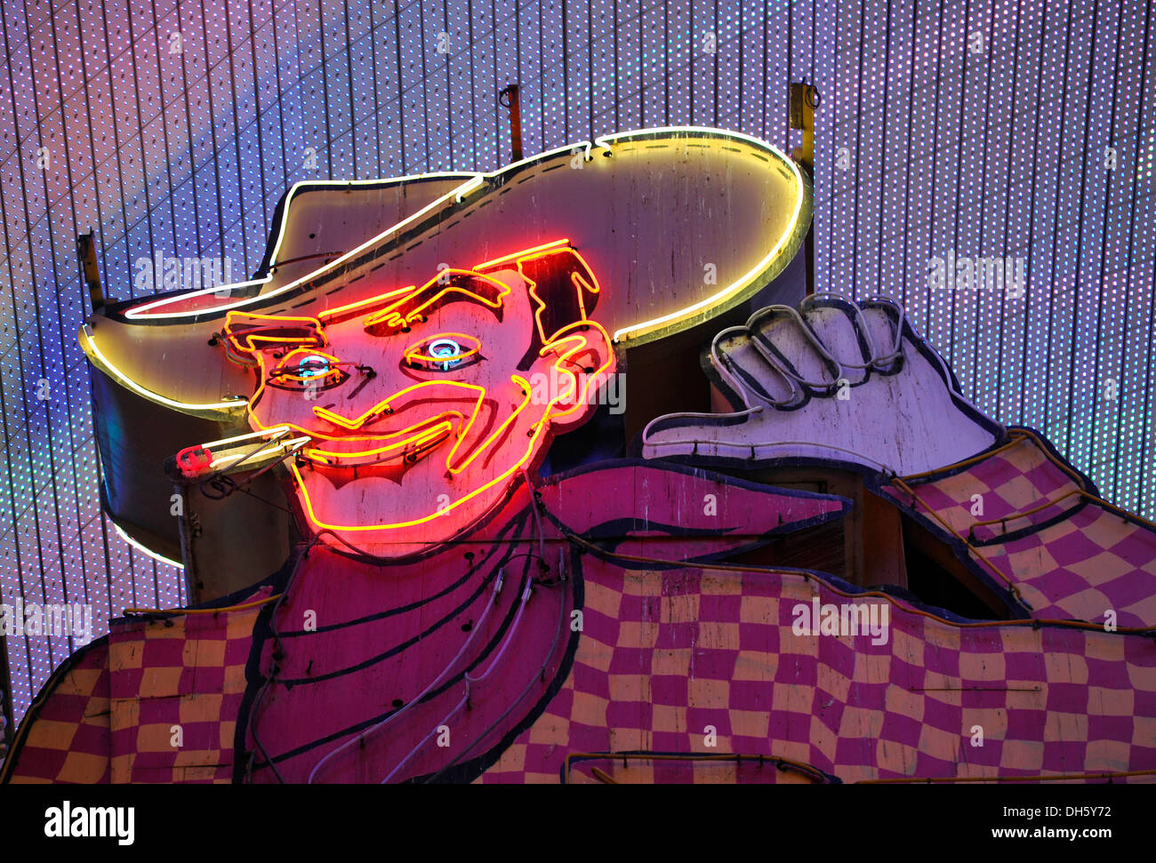 Vegas Vic, berühmte Cowboy Figur auf einem Neon anmelden alten Pioneer Casino Hotel, Las Vegas Fremont Street Experience Stockfoto