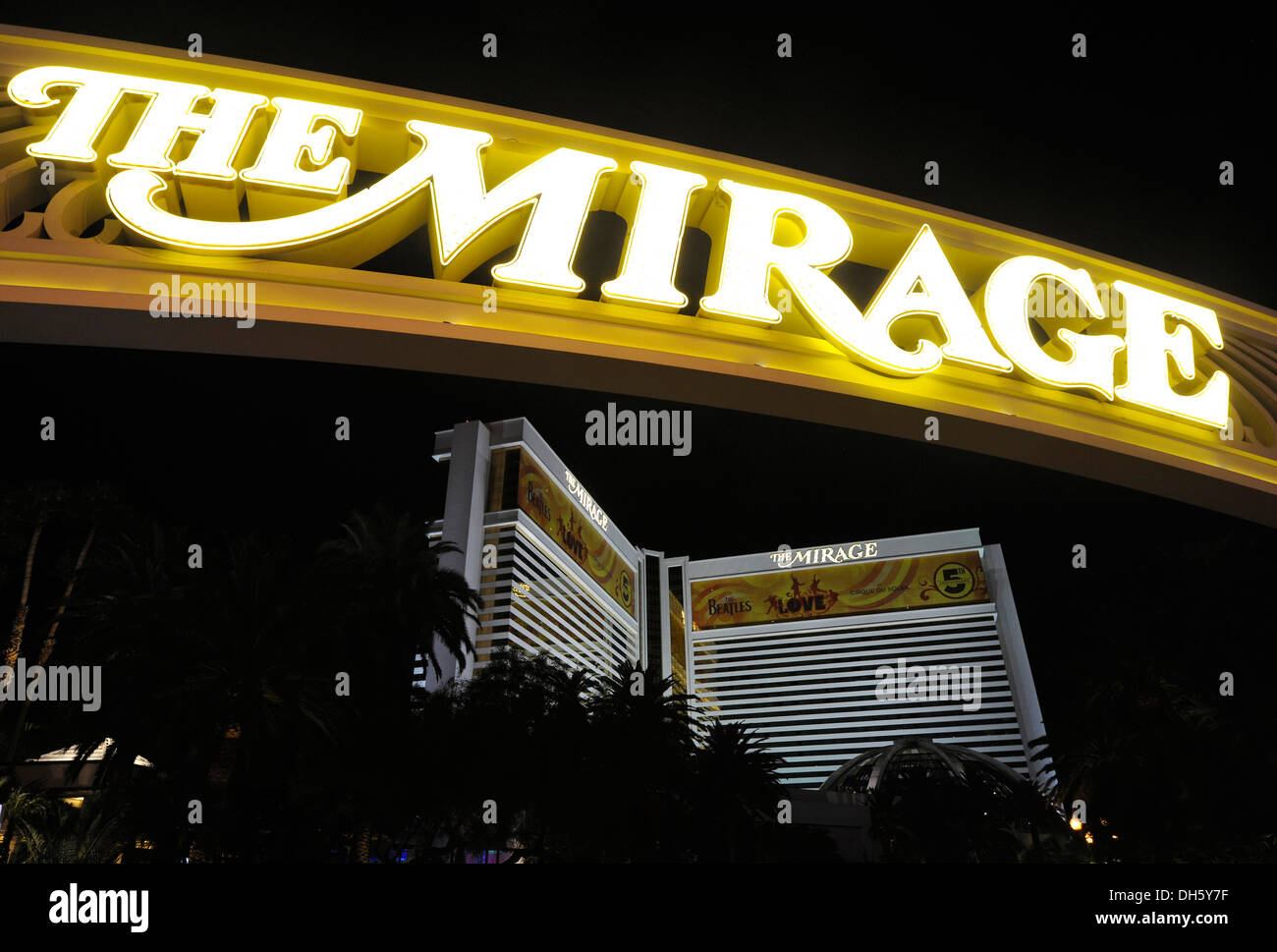 Nachtaufnahme, Eingangsbereich eines Luxushotels, Casino, The Mirage, Las Vegas, Nevada, Vereinigte Staaten von Amerika, USA, PublicGround Stockfoto