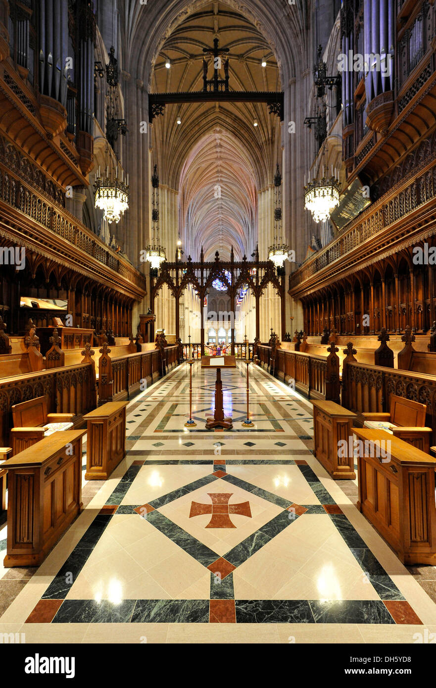 Chorraum, Washington National Cathedral oder Cathedral Church of Saint Peter und Paulus in der Diözese von Washington Stockfoto