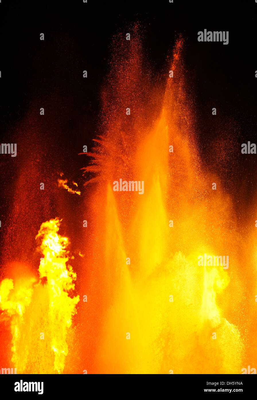 Nachtaufnahme, Show, künstlichen Vulkanausbruch vor dem Mirage, Luxus-Hotel und Casino, Las Vegas, Nevada Stockfoto