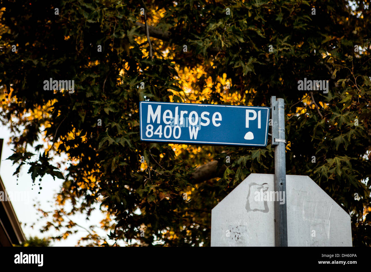 Straßenschild mit dem Namen Melrose platzieren Stockfoto