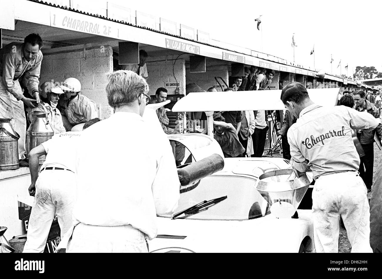 30. Juli 1967 Auto Mike Spence-Phil Hill Chaparral 2F Chevrolet in BOAC 1000Kms, Marke Luke, England zu gewinnen. Stockfoto