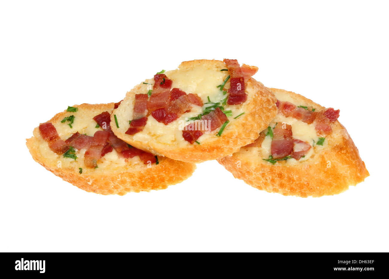 Herzhafte Käse geröstetem Käse Snack isoliert gegen weiß Stockfoto