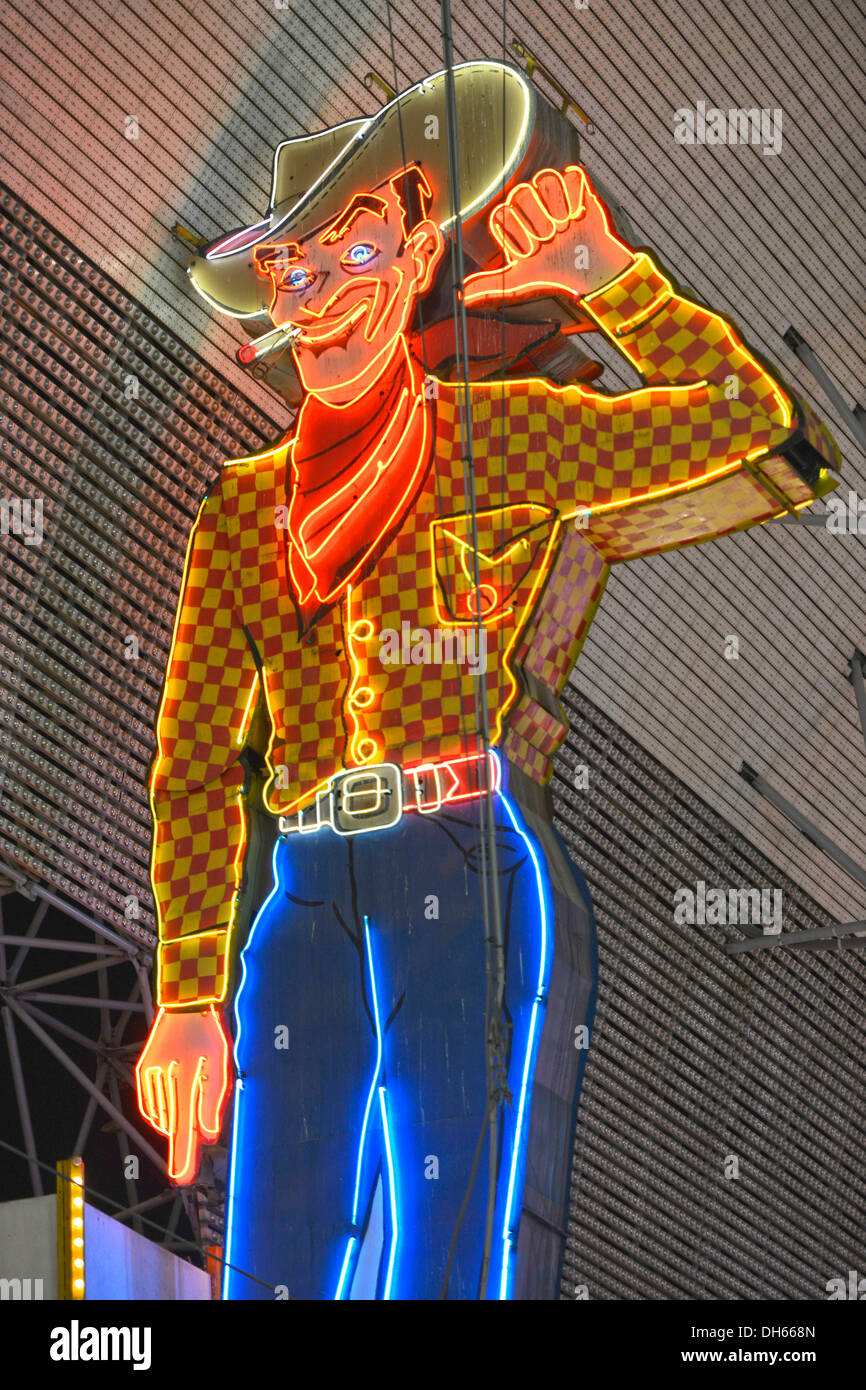 Vegas Vic, berühmte Cowboy Figur und Wahrzeichen, Neon anmelden alten Pioneer Casino Hotel, Las Vegas Fremont Street Experience Stockfoto
