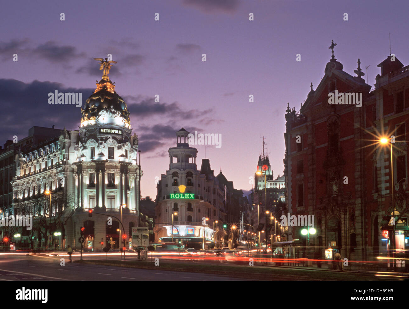 Metropole, die Gebäude an der Ecke der Gran Via und Alcala, in den Abend, Madrid, Spanien, Europa Stockfoto