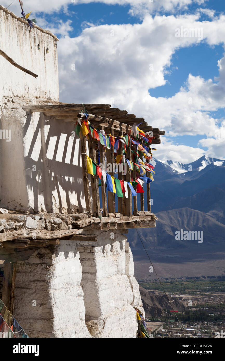 Festung und die Kirchen von Namgyal Tsemos Gompa, mit Blick auf Leh, Nordindien Stockfoto