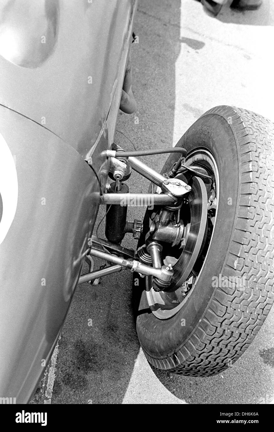 Aston Martin DBR4 Aussetzung an Silverstone, England 1960. Stockfoto